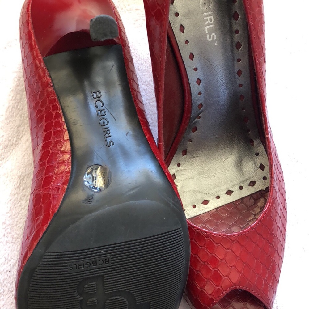 BCBG red peep toe heels